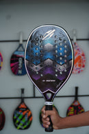 RAQUETE MORMAII VINI FONT II ROXO E AZUL