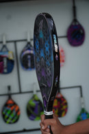 RAQUETE MORMAII VINI FONT II ROXO E AZUL